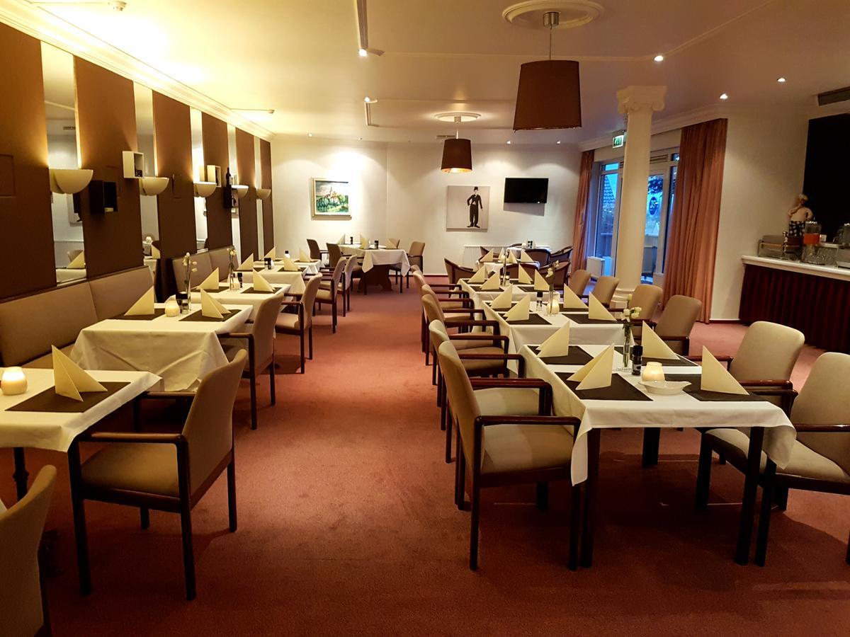 Js Hotel Epen Bagian luar foto